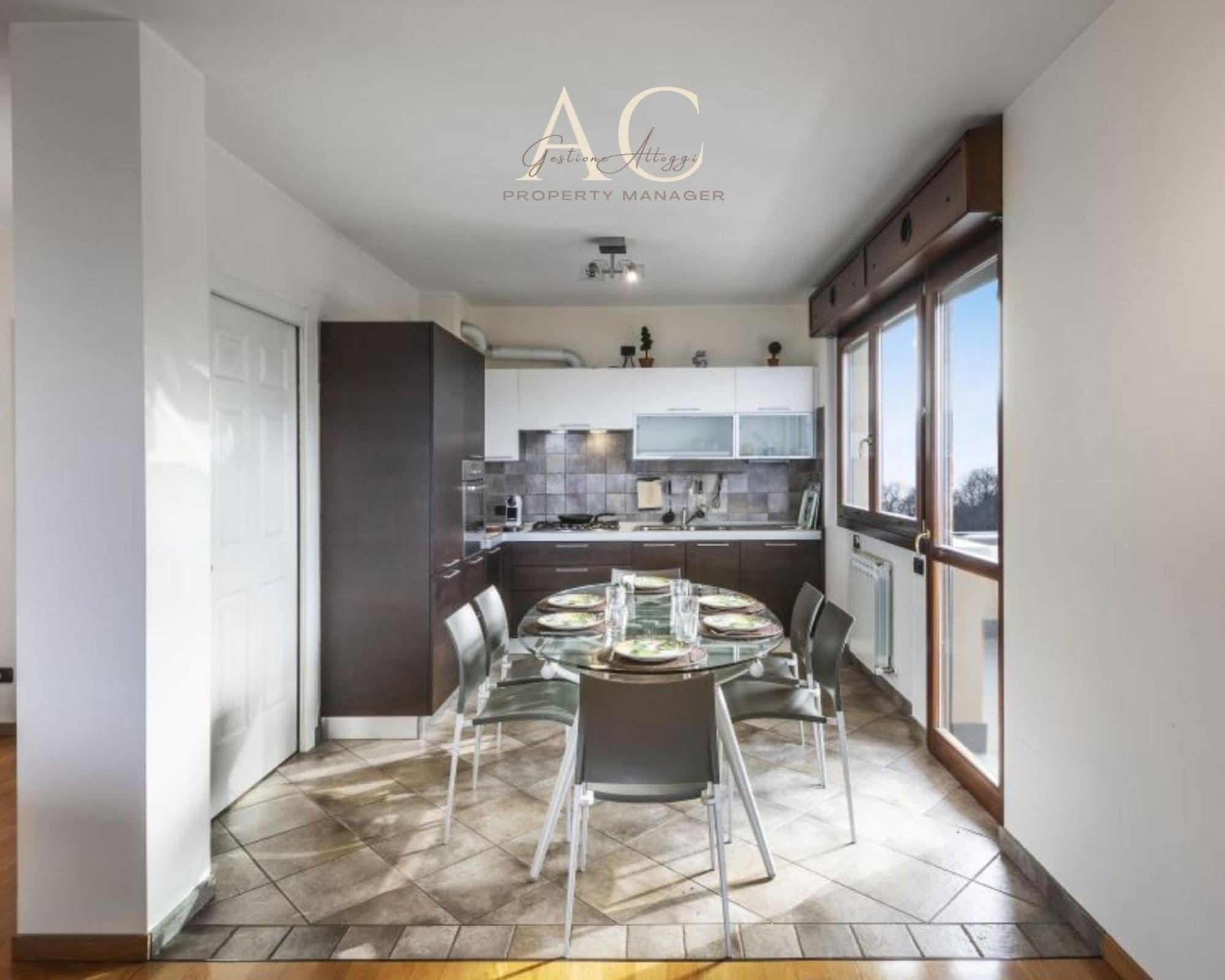The House On The Lake Reno Di Leggiuno Bagian luar foto