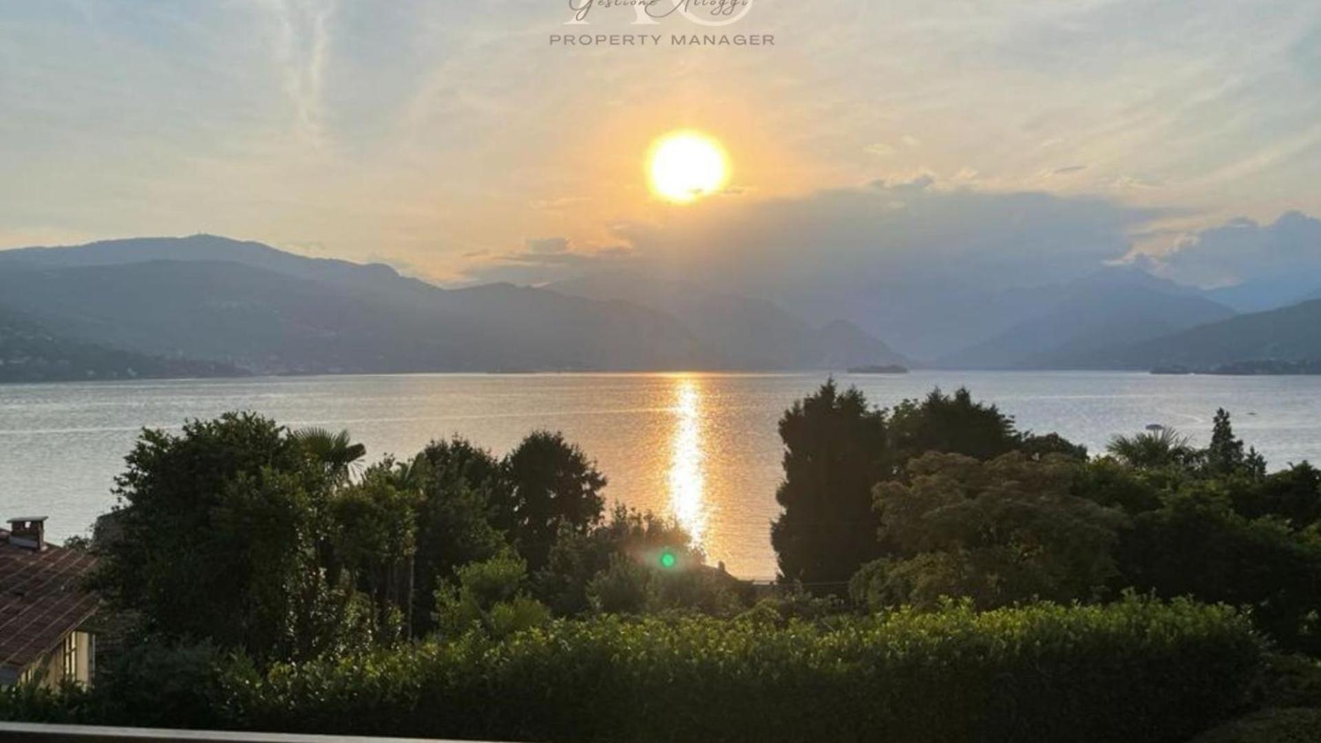 The House On The Lake Reno Di Leggiuno Bagian luar foto