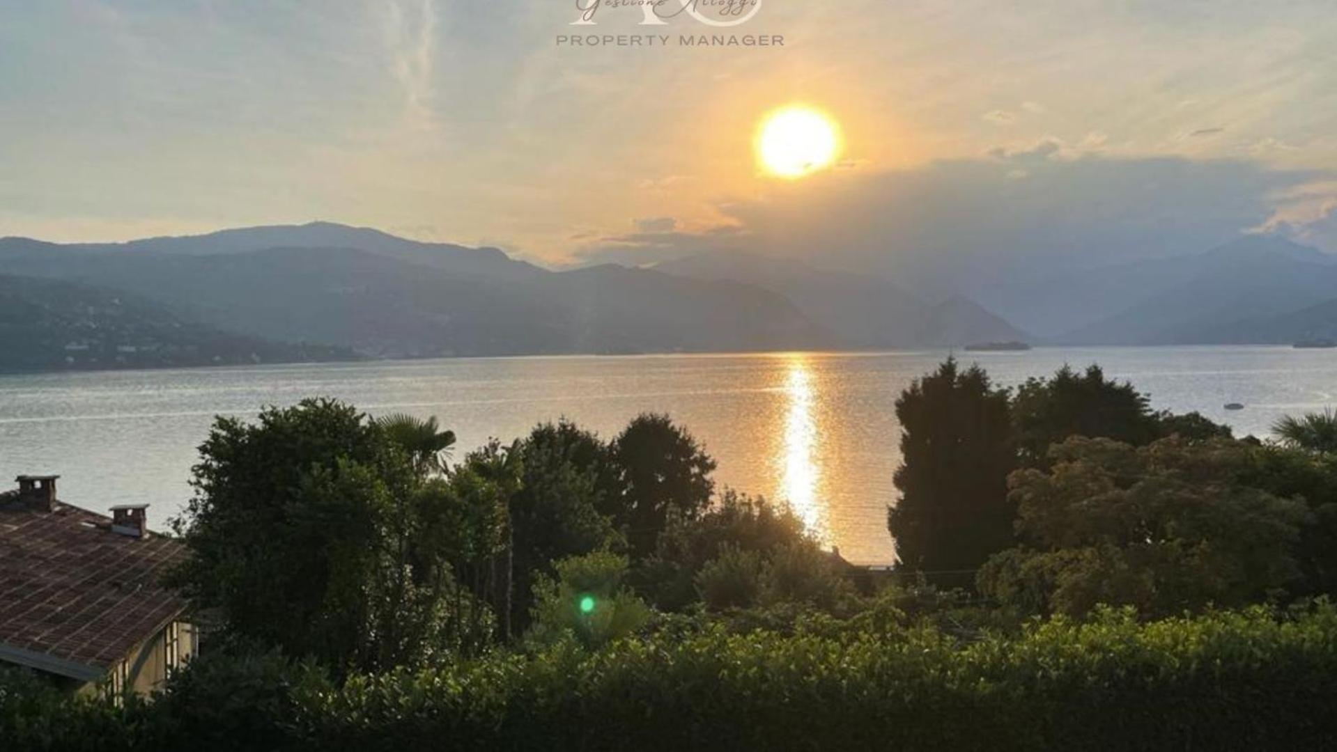 The House On The Lake Reno Di Leggiuno Bagian luar foto